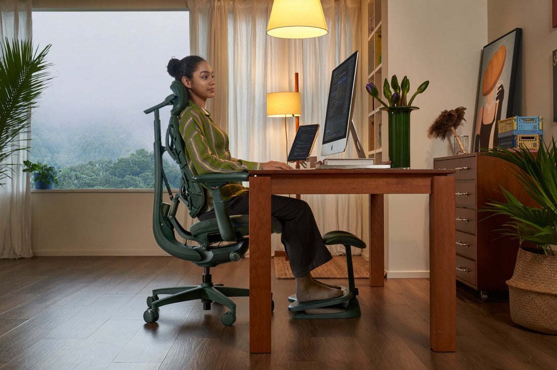 Ergonomía de los reposabrazos explicada: cómo reducir la carga sobre los hombros al estar sentado