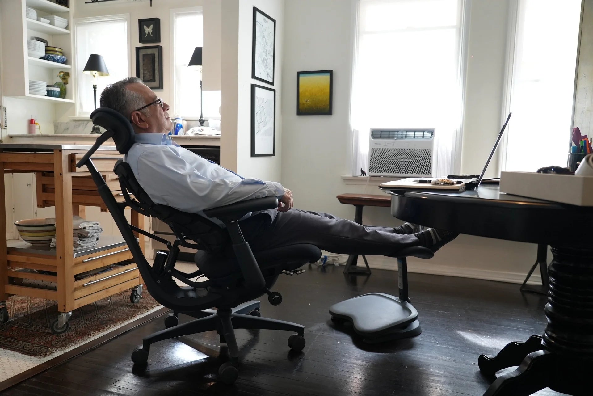 Por qué la ajustabilidad de una silla ergonómica no siempre previene el dolor de espalda